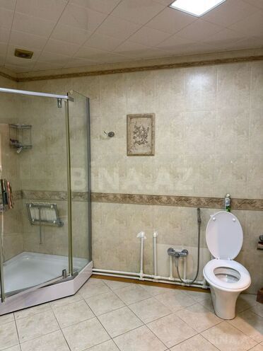 İcarəyə verilir 3 otaqlı yeni tikili 220 m², 28 May m., photo 15 from 19