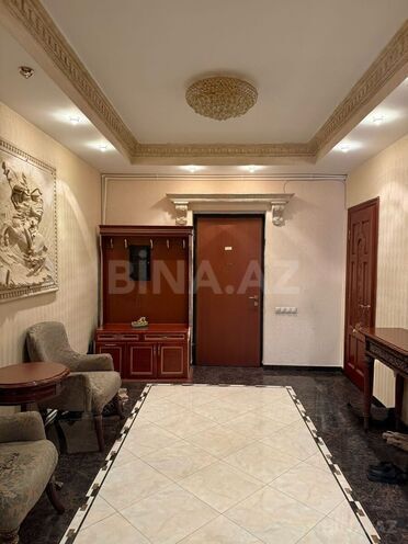 İcarəyə verilir 3 otaqlı yeni tikili 220 m², 28 May m., photo 4 from 19