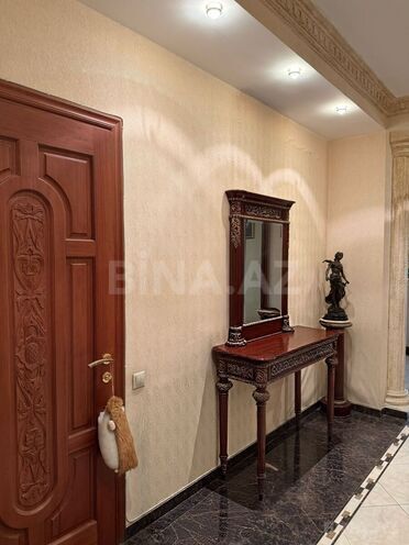 İcarəyə verilir 3 otaqlı yeni tikili 220 m², 28 May m., photo 17 from 19