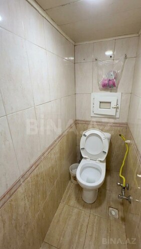 Satılır 4 otaqlı köhnə tikili 108 m², Massiv D q., photo 5 from 8