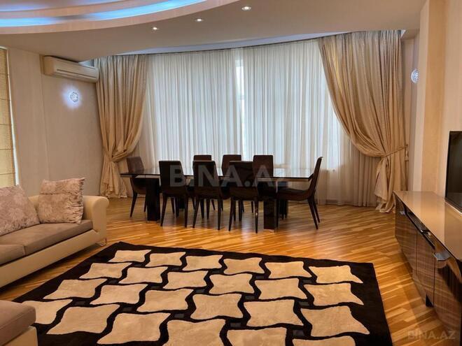 İcarəyə verilir 4 otaqlı yeni tikili 240 m², 28 May m., photo 3 from 29