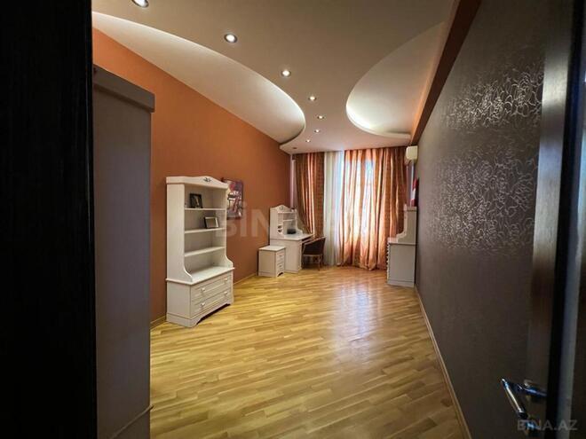 İcarəyə verilir 4 otaqlı yeni tikili 240 m², 28 May m., photo 20 from 29