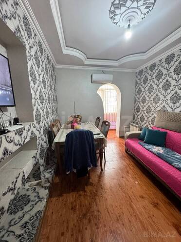 Продается 2-комн. вторичка 55 м², м. Кара Караев, photo 4 from 17