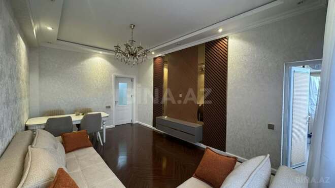 Сдается 2-комн. новостройка 60 м², м. Ази Асланов, photo 1 from 8