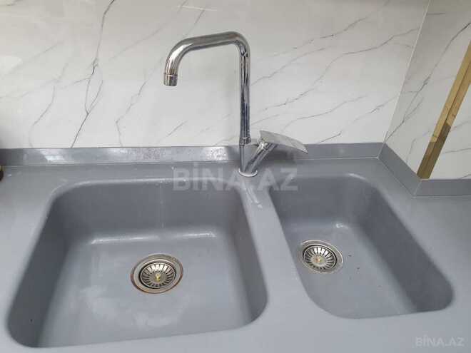 Satılır 2 otaqlı köhnə tikili 55 m², Sahil m., photo 23 from 26