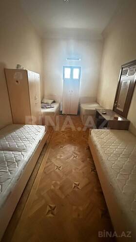 Продаётся 11-комн. вторичка 400 м², м. Сахил, photo 17 from 27