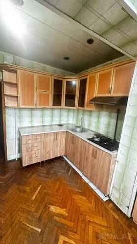 Satılır 4 otaqlı köhnə tikili 110 m², Elmlər Akademiyası m., photo 13 from 25