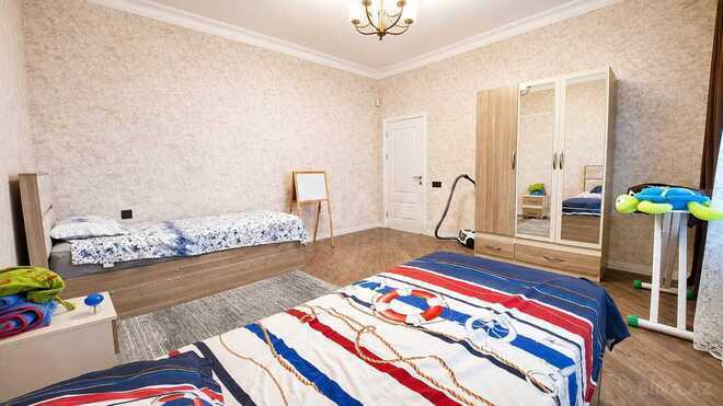 Satılır 4 otaqlı həyət evi/bağ evi 310 m², Novxanı q., photo 15 from 29