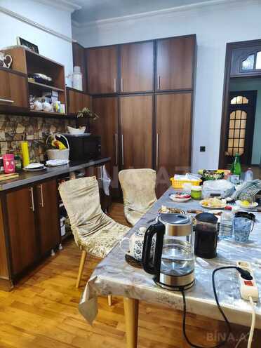 Satılır 4 otaqlı köhnə tikili 200 m², Nizami m., photo 18 from 32
