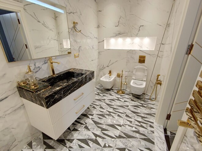 Сдается 3-комн. новостройка 136 м², Насиминский  р., photo 10 from 12