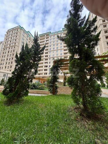 Продаётся 3-комн. новостройка 144 м², м. 28 мая, photo 1 from 17