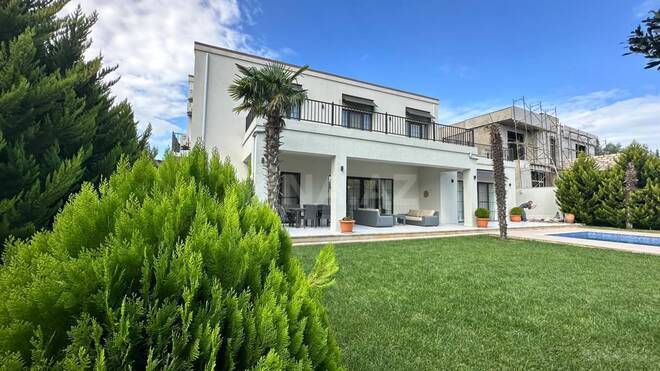 Продаётся 5-комн. дом/дача 440 м², пос. Мардакан, photo 1 from 17