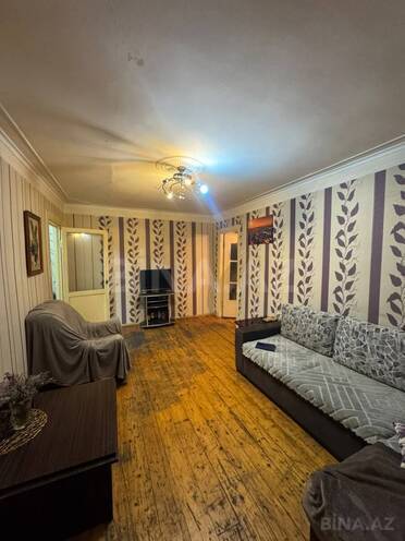 Продается 2-комн. вторичка 55 м², м. Кара Караев, photo 7 from 10