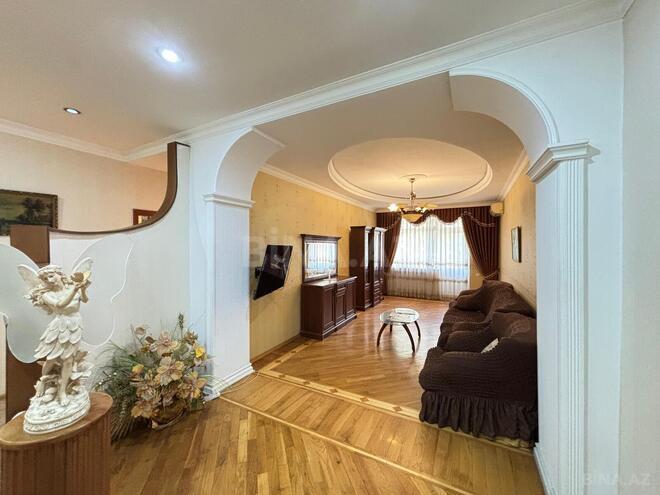 Сдаётся 3-комн. новостройка 130 м², м. Низами, photo 4 from 21
