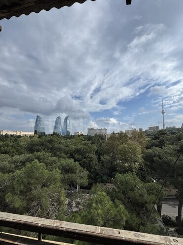 Продается 4-комн. вторичка 130 м², Ясамальский р., photo 13 from 14