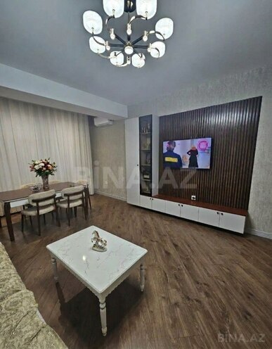İcarəyə verilir 3 otaqlı yeni tikili 118 m², 28 May m., photo 1 from 13