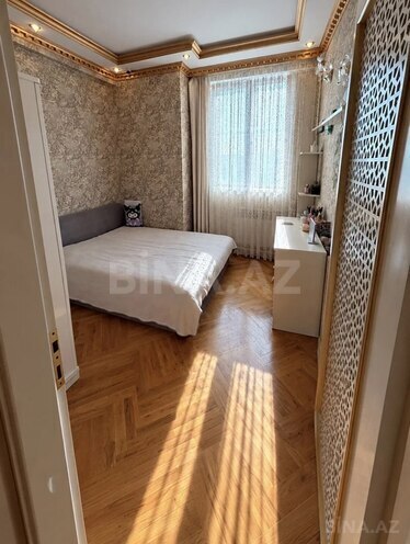 Satılır 3 otaqlı yeni tikili 117 m², 8 Noyabr m., photo 1 from 10