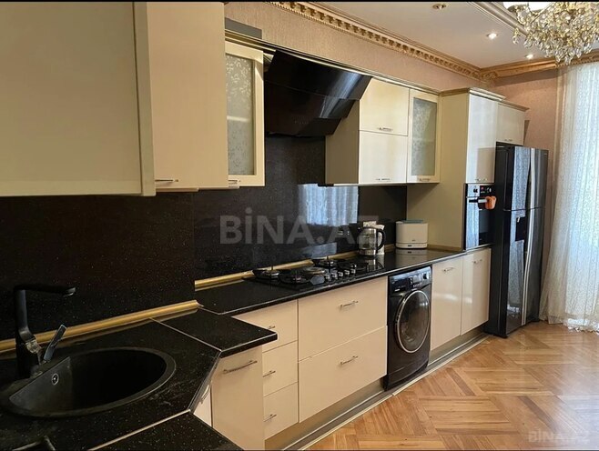 Satılır 3 otaqlı yeni tikili 117 m², 8 Noyabr m., photo 4 from 10