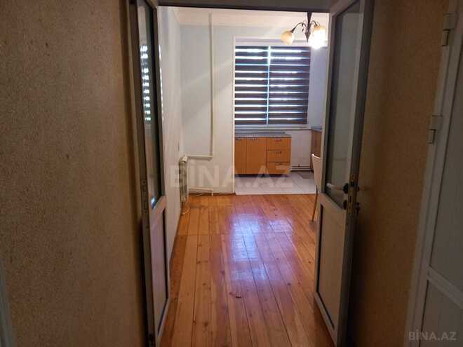 Продаётся 2-комн. вторичка 60 м², Хатаинский р., photo 5 from 13