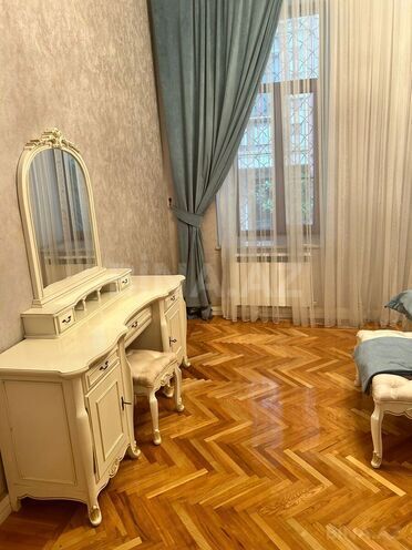 Сдается 3-комн. вторичка 180 м², м. Сахил, photo 10 from 21
