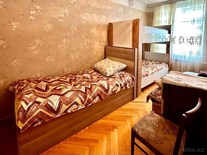 Satılır 3 otaqlı köhnə tikili 75 m², Qara Qarayev m., photo 23 from 27