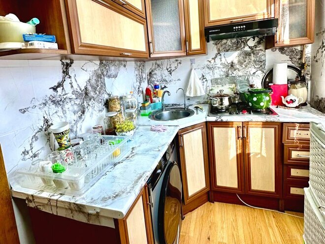 Satılır 3 otaqlı köhnə tikili 75 m², Qara Qarayev m., photo 21 from 27