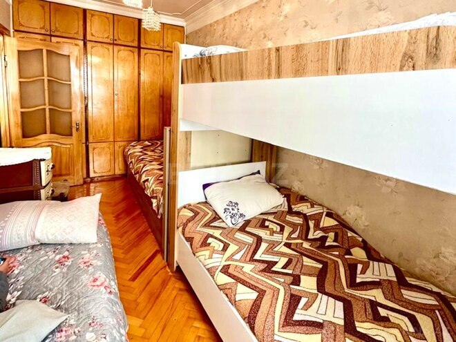 Satılır 3 otaqlı köhnə tikili 75 m², Qara Qarayev m., photo 14 from 27