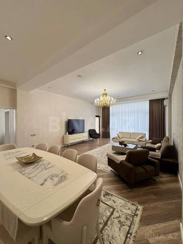 Продается 7-комн. дом/дача 500 м², Бинагадинский р., photo 10 from 32