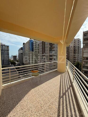 Satılır 3 otaqlı yeni tikili 130 m², 28 May m., photo 1 from 24