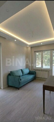 Продается 2-комн. вторичка 65 м², м. Ахмедлы, photo 1 from 10