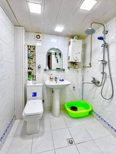 Satılır 3 otaqlı köhnə tikili 75 m², Qara Qarayev m., photo 14 from 19