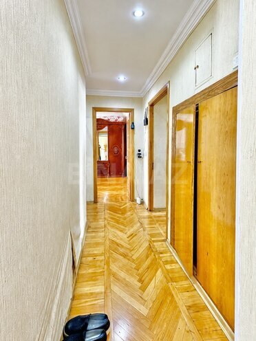 Satılır 3 otaqlı köhnə tikili 78 m², Qara Qarayev m., photo 5 from 19