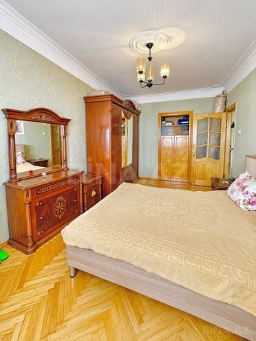 Satılır 3 otaqlı köhnə tikili 78 m², Qara Qarayev m., photo 9 from 19