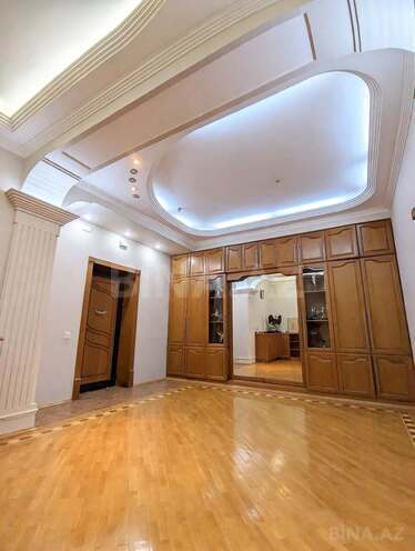Сдается 4-комн. новостройка 200 м², м. 28 мая, photo 25 from 32