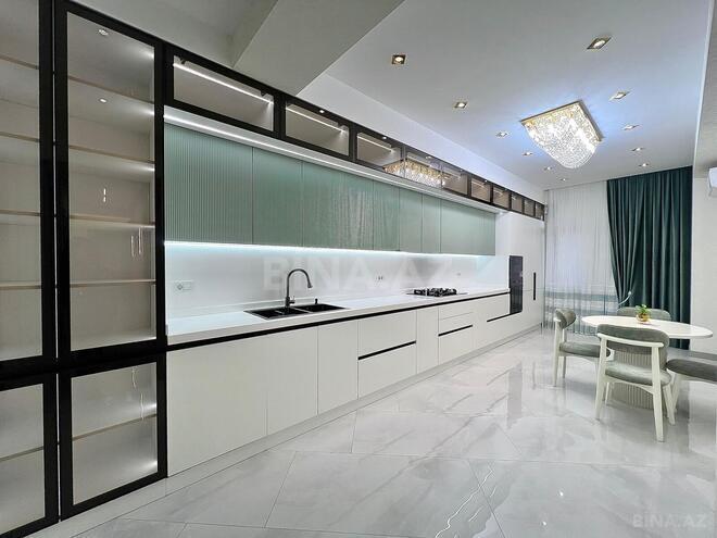 Продаётся 4-комн. новостройка 186 м², м. 28 мая, photo 12 from 20