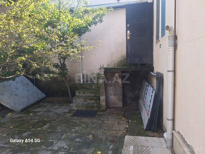 Satılır 3 otaqlı köhnə tikili 90 m², Yasamal q., photo 31 from 32