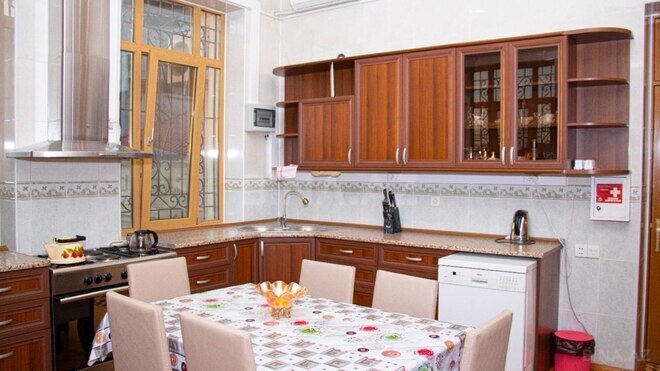 Сдаётся 10-комн. дом/дача 650 м², пос. Бадамдар, photo 31 from 32