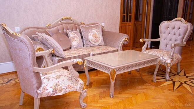 Сдаётся 10-комн. дом/дача 650 м², пос. Бадамдар, photo 14 from 32
