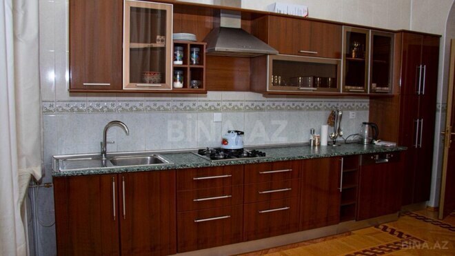 Сдаётся 10-комн. дом/дача 650 м², пос. Бадамдар, photo 17 from 32