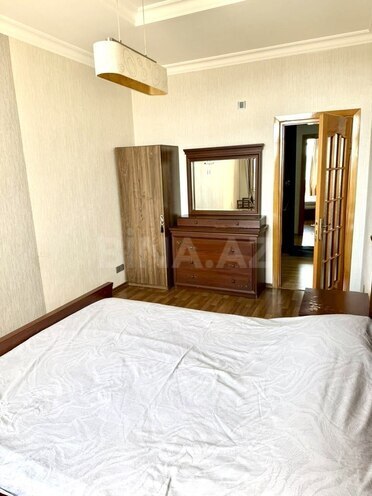 Сдаётся 3-комн. новостройка 90 м², м. Иншаатчылар, photo 5 from 13