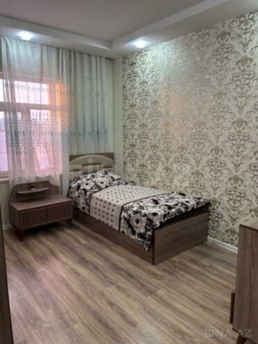 Satılır 2 otaqlı köhnə tikili 75 m², photo 1 from 15