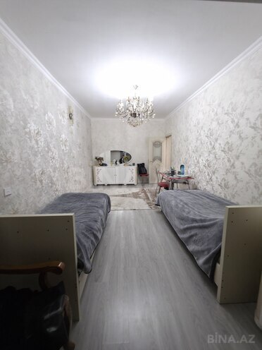 Satılır 4 otaqlı köhnə tikili 100 m², Bakıxanov q., photo 3 from 16