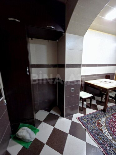 Satılır 4 otaqlı köhnə tikili 98 m², Bakıxanov q., photo 18 from 25