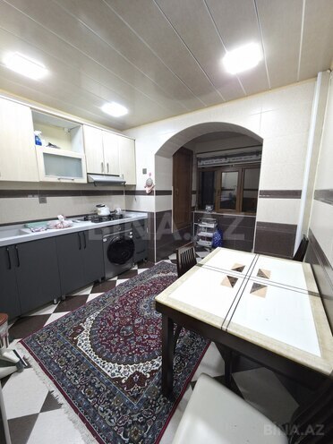 Satılır 4 otaqlı köhnə tikili 98 m², Bakıxanov q., photo 22 from 25