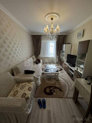 Продаётся 2-комн. вторичка 65 м², м. Иншаатчылар, photo 3 from 15