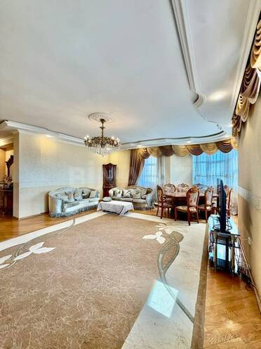 Satılır 3 otaqlı yeni tikili 174 m², Nərimanov r., photo 3 from 12