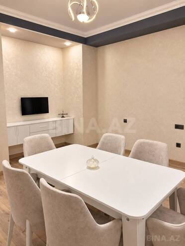 Сдается 2-комн. новостройка 70 м², м. 20 января, photo 1 from 8