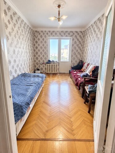 Satılır 2 otaqlı köhnə tikili 60 m², Yeni Günəşli q., photo 4 from 12