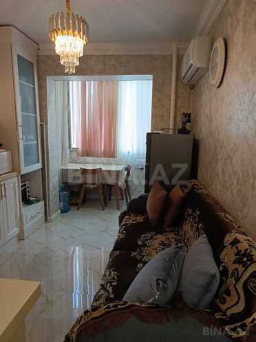 Продается 2-комн. вторичка 65 м², м. Азадлыг проспекти, photo 8 from 17