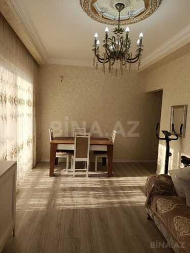 Продается 2-комн. вторичка 65 м², м. Азадлыг проспекти, photo 3 from 17